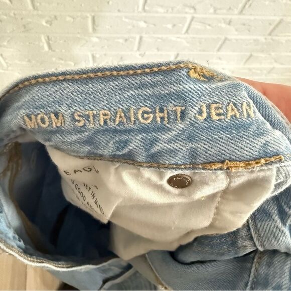 NWT American Eagle Mom Straight Jeans Destroyed Size 18 - Picture 4 of 6
